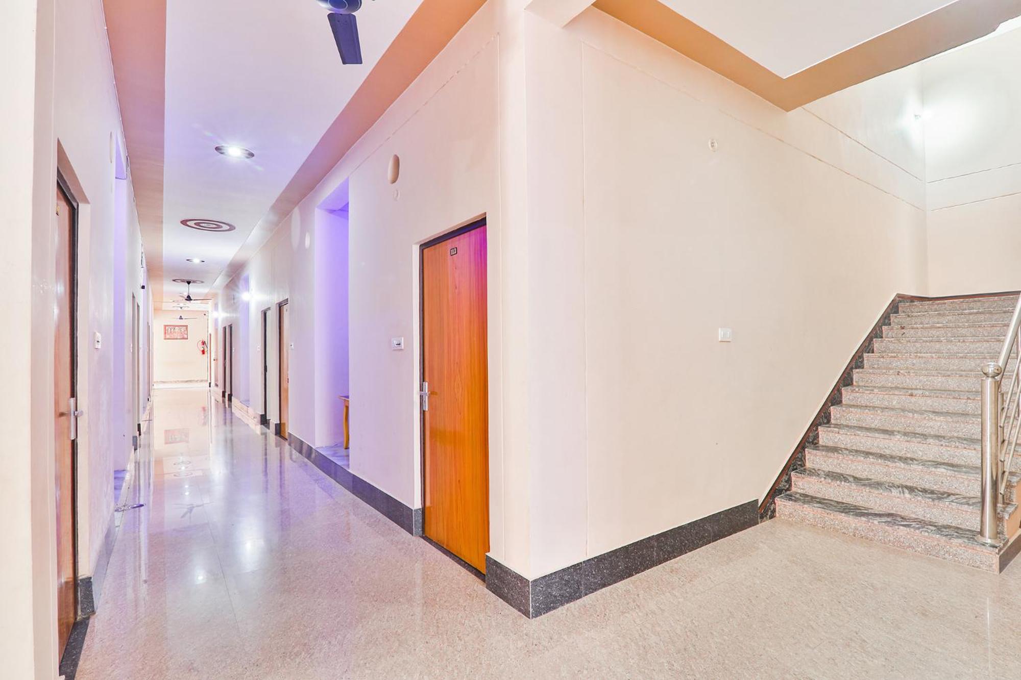 Ayodhya Fabhotel Shree Venkatesh Nileyam מראה חיצוני תמונה