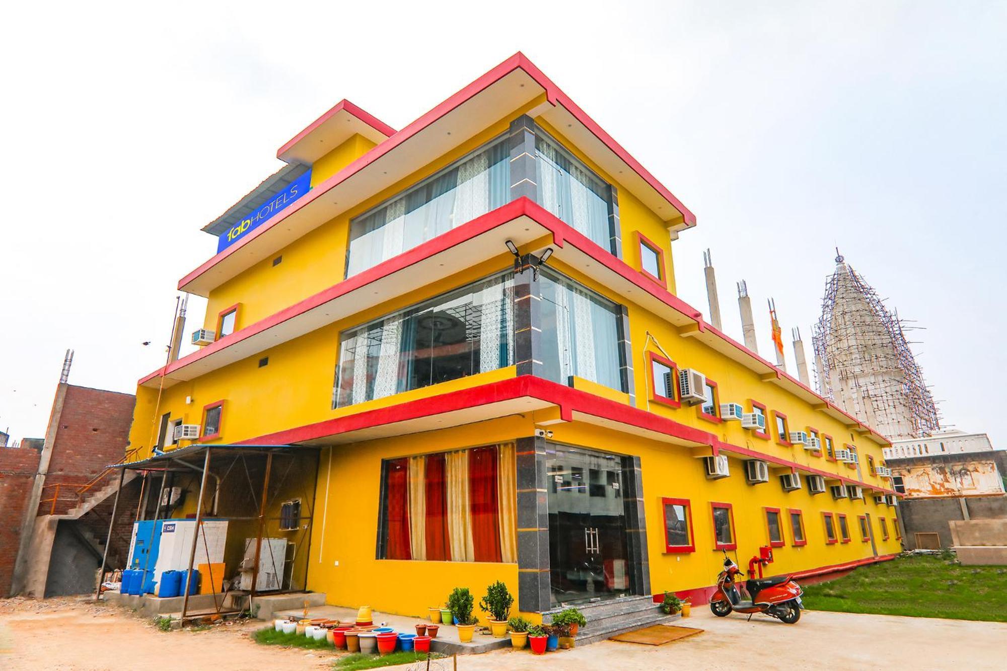Ayodhya Fabhotel Shree Venkatesh Nileyam מראה חיצוני תמונה